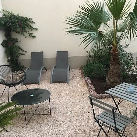 Lazare Maison De Maitre , Appartements De Standing Avec Parking Privatif A Seulement 7 Minutes A Pied Du Centre Historique De Béziers Exteriör bild