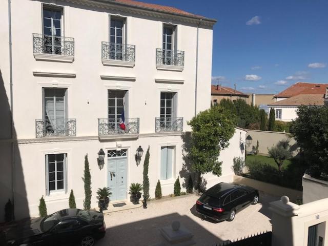 Lazare Maison De Maitre , Appartements De Standing Avec Parking Privatif A Seulement 7 Minutes A Pied Du Centre Historique De Béziers Exteriör bild