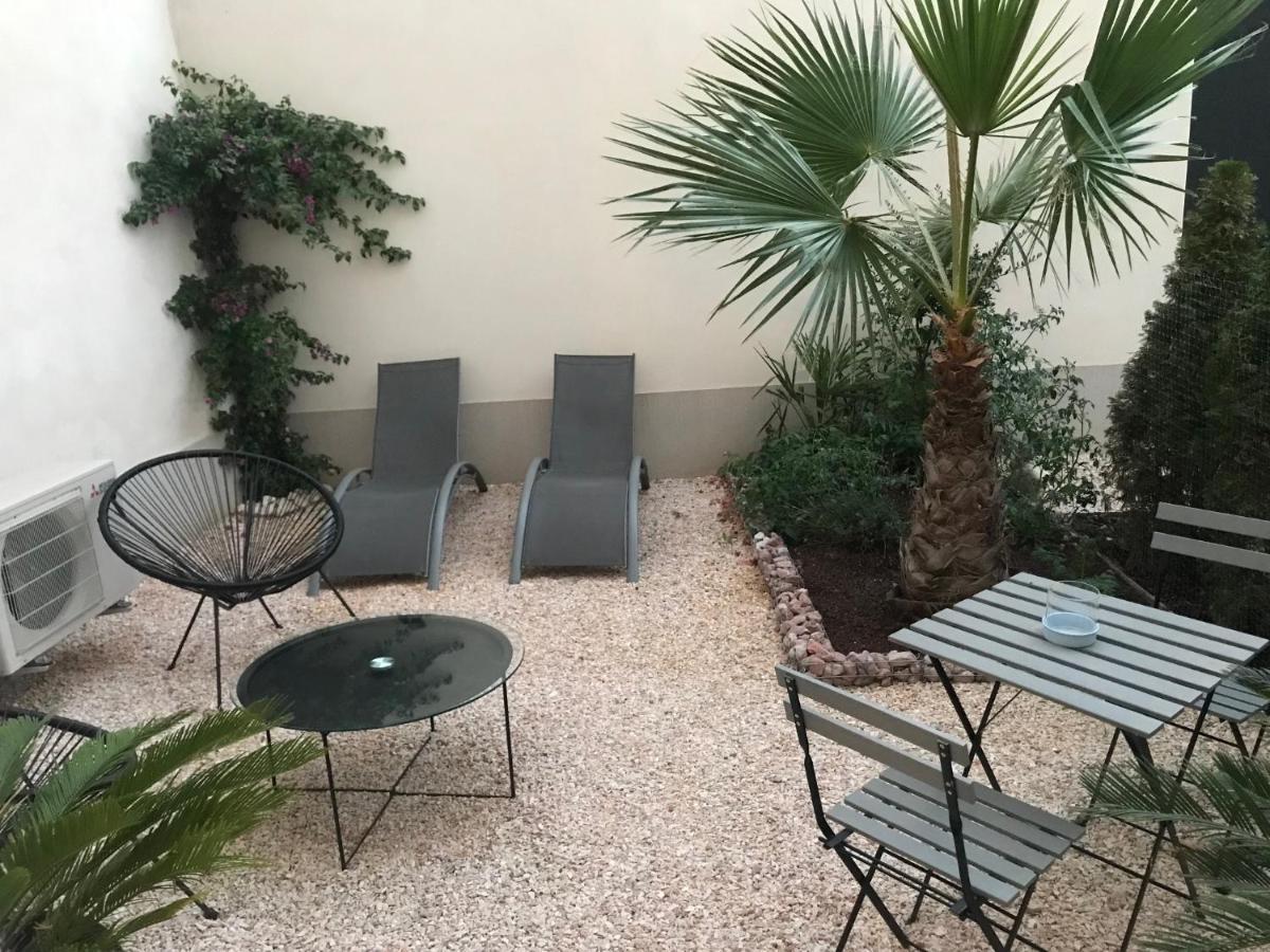 Lazare Maison De Maitre , Appartements De Standing Avec Parking Privatif A Seulement 7 Minutes A Pied Du Centre Historique De Béziers Exteriör bild
