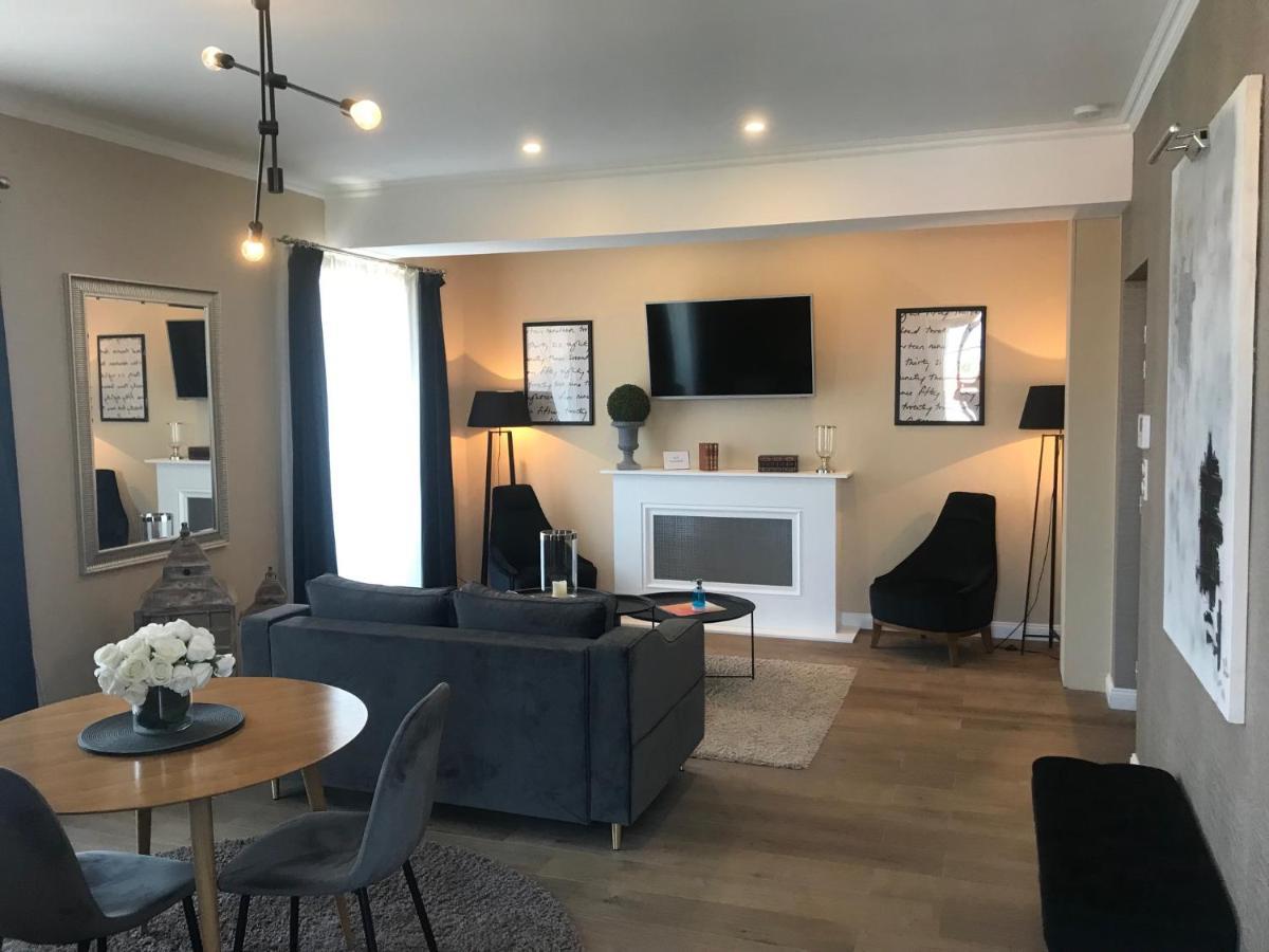 Lazare Maison De Maitre , Appartements De Standing Avec Parking Privatif A Seulement 7 Minutes A Pied Du Centre Historique De Béziers Exteriör bild