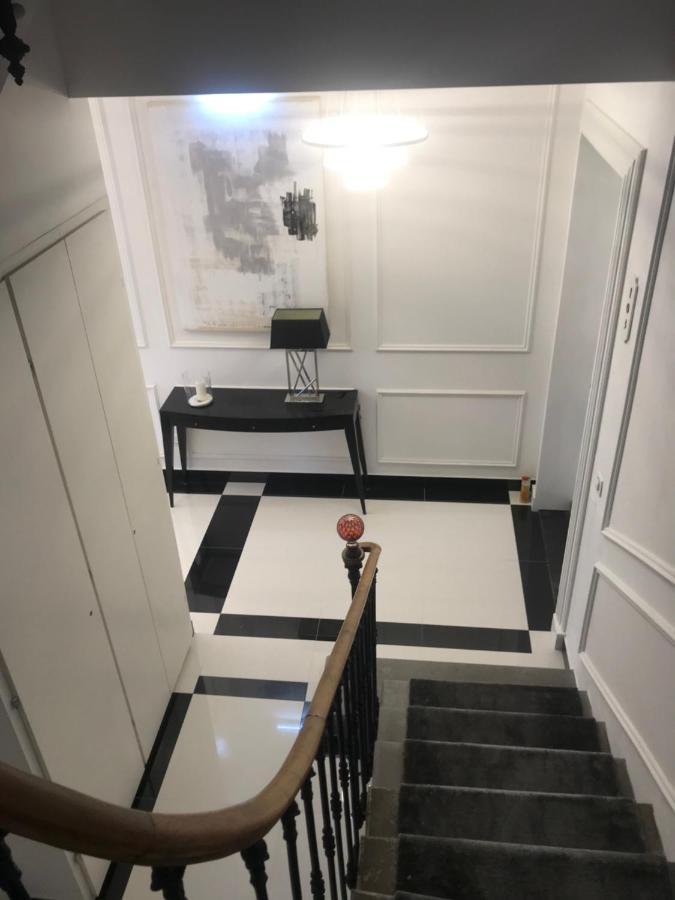Lazare Maison De Maitre , Appartements De Standing Avec Parking Privatif A Seulement 7 Minutes A Pied Du Centre Historique De Béziers Exteriör bild